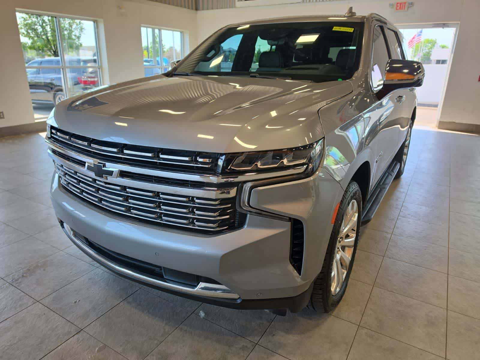 Used 2023 Chevrolet Tahoe Premier AWD/4WD image 2