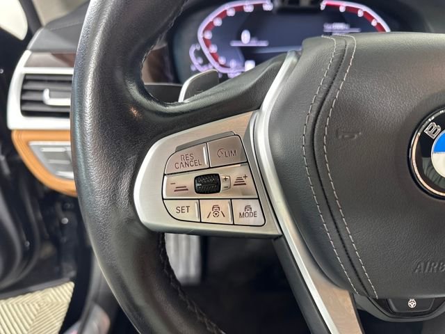 Used 2021 BMW 750i xDrive image 15