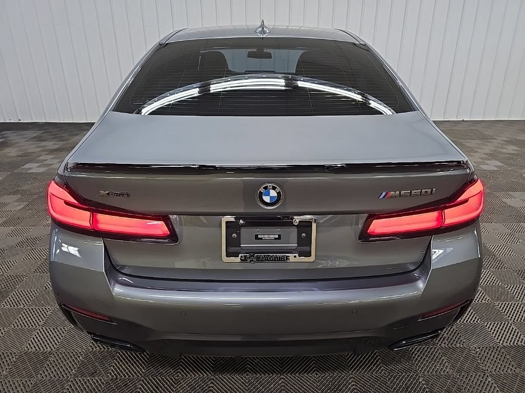 Used 2021 BMW M550i xDrive w/ Executive Package AWD/4WD image 11