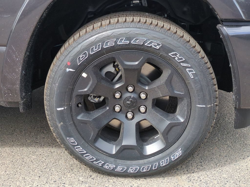 New 2026 RAM 1500 Big Horn AWD/4WD image 9