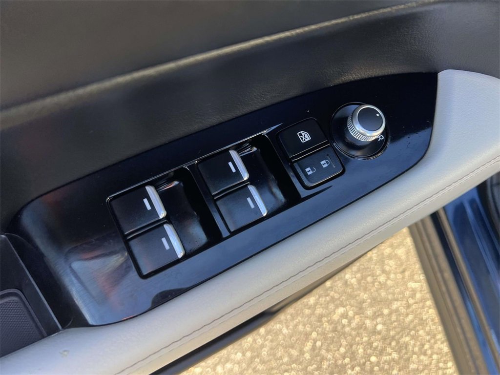 Used 2022 MAZDA CX-5 AWD 2.5 S w/ Premium Package image 16