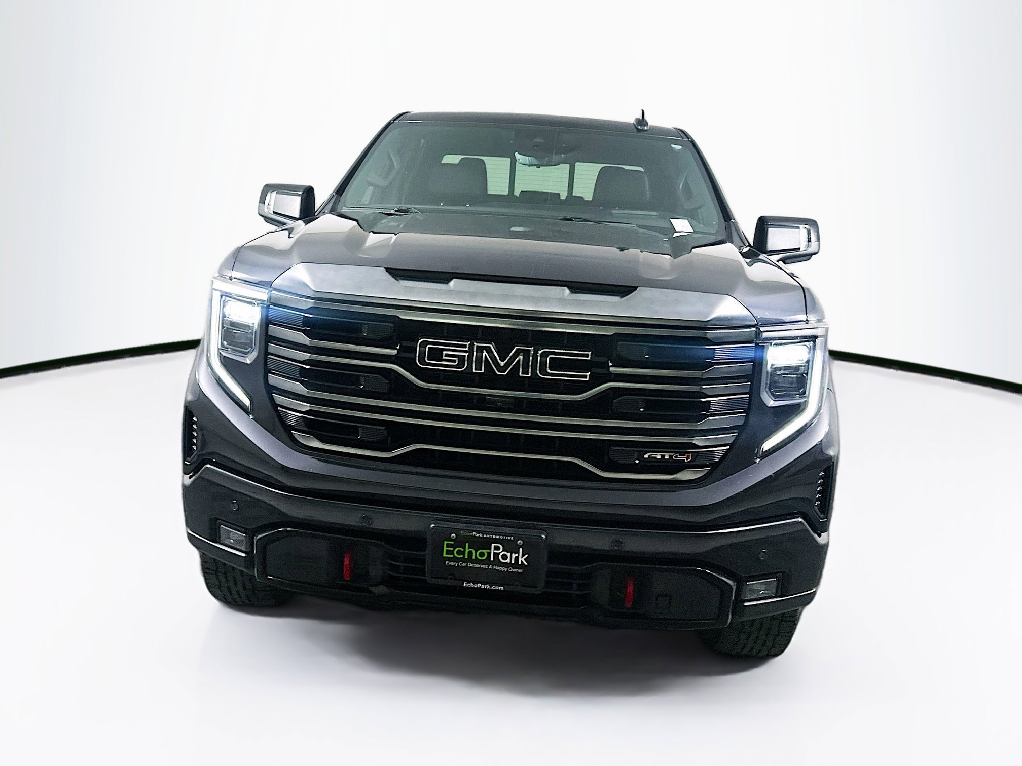 Used 2023 GMC Sierra 1500 AT4 w/ AT4 Premium Package AWD/4WD image 2