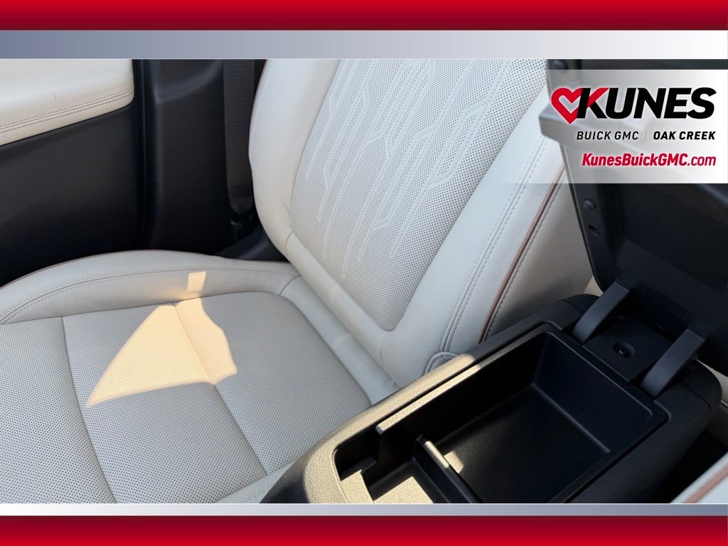 Used 2024 Buick Encore GX Avenir w/ Avenir Technology Package AWD/4WD image 14