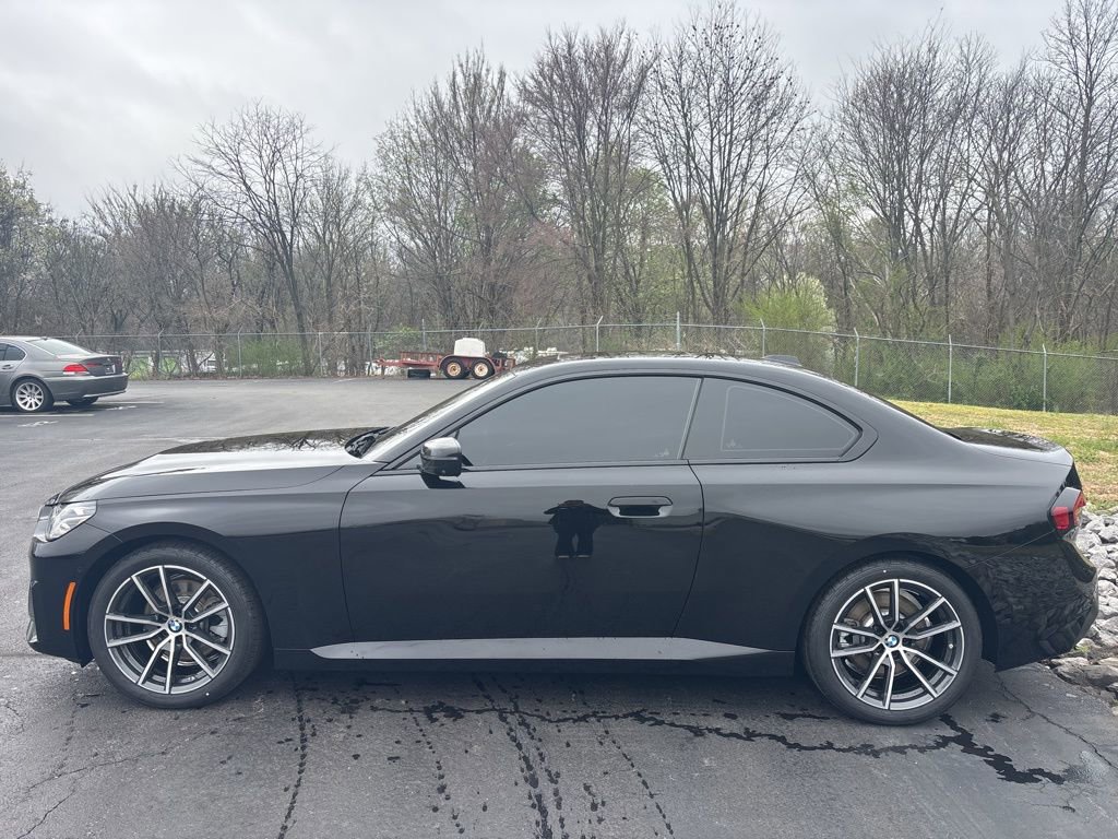Used 2024 BMW 230i 230i w/ Premium Package image 3