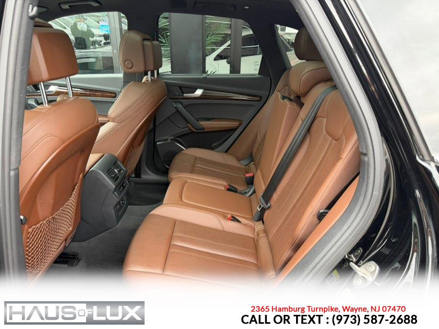 Used 2020 Audi Q5 2.0T Premium Plus w/ Premium Plus Package AWD/4WD image 12