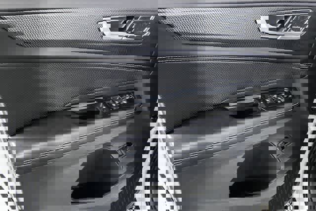 New 2026 Volkswagen Atlas Cross Sport SEL Premium R-Line image 7