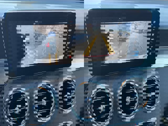 Used 2020 Mercedes-Benz GLC 300 4MATIC image 21