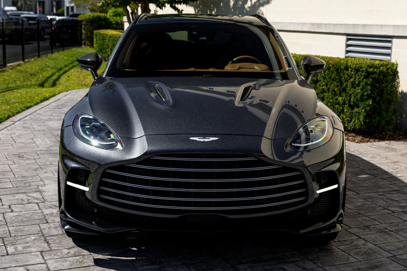Used 2023 Aston Martin DBX 707 image 7