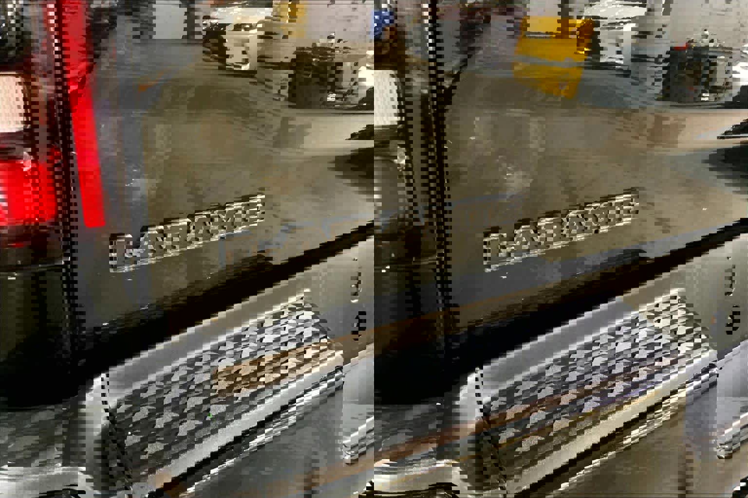 Used 2019 RAM 2500 Laramie AWD/4WD image 10