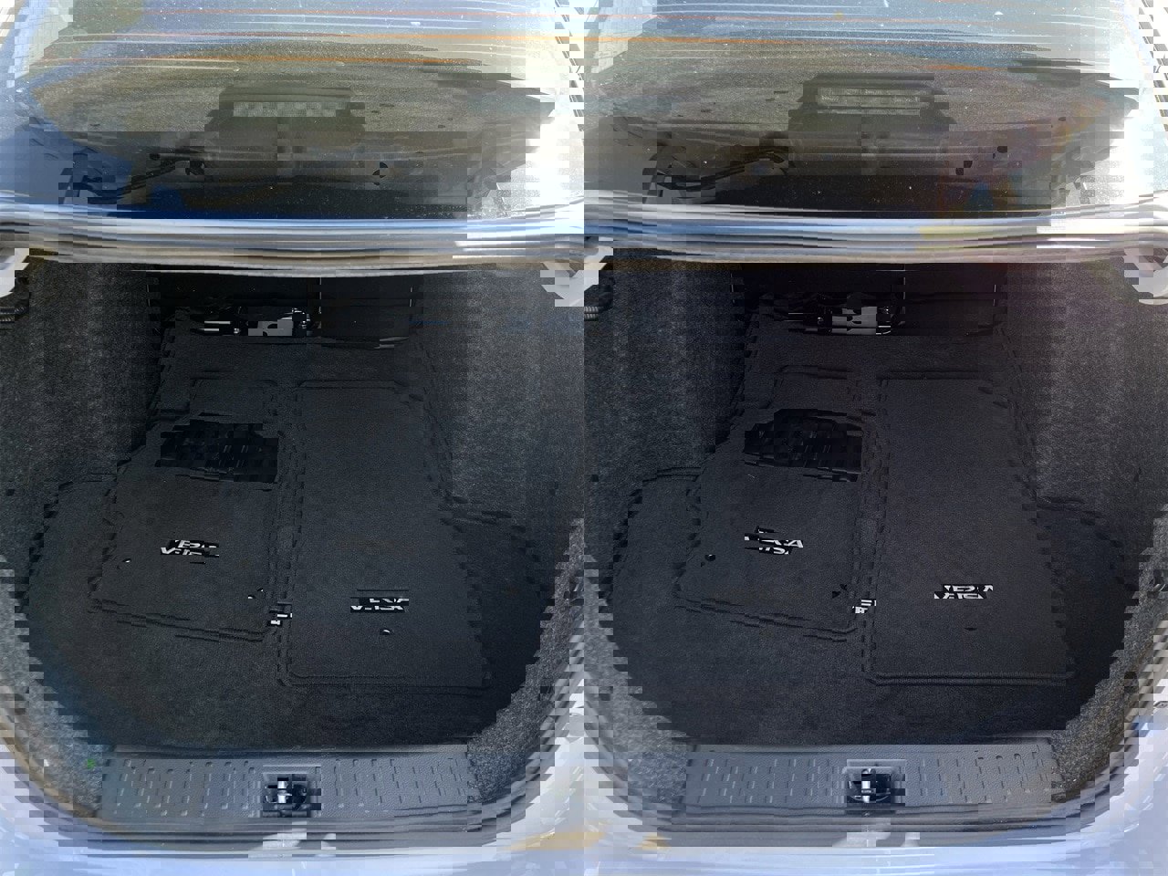 Certified 2024 Nissan Versa SV w/ Trunk Package image 26