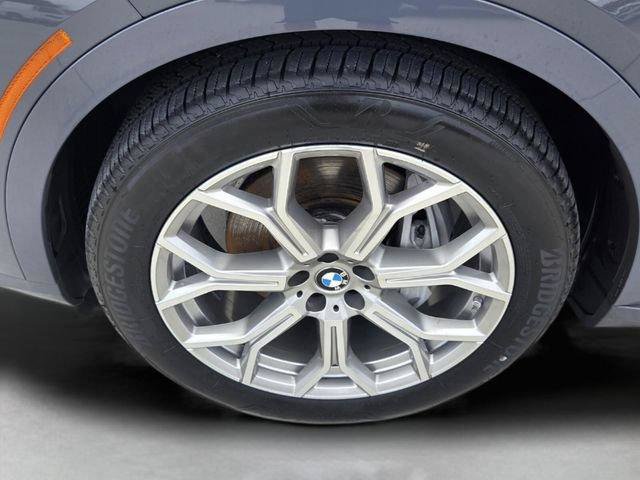 Used 2026 BMW X7 xDrive40i AWD/4WD image 9