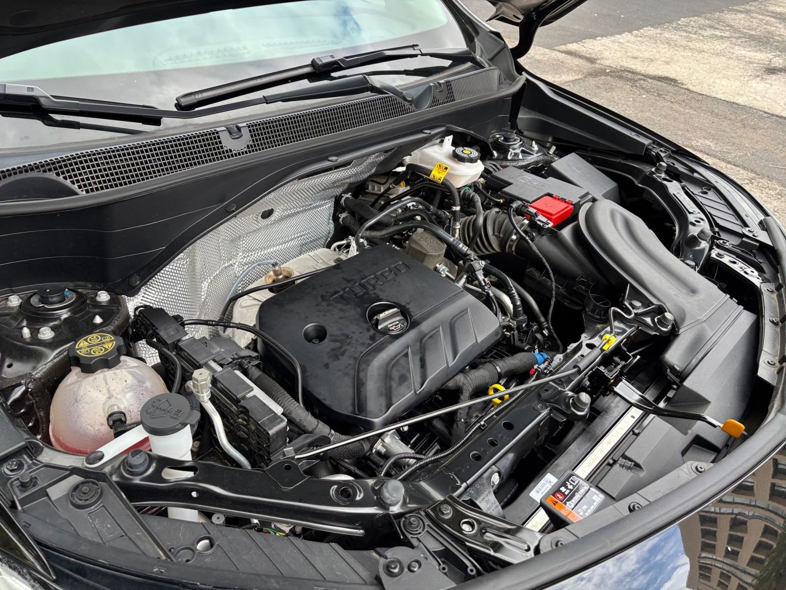 Used 2025 Buick Encore GX Preferred image 27