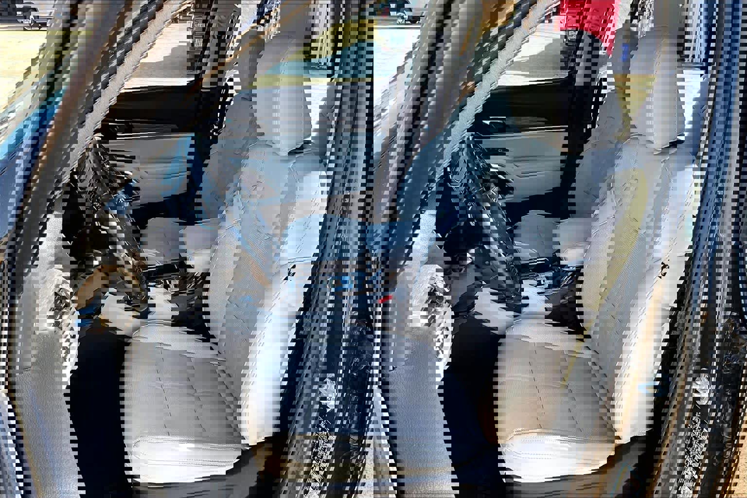 Used 2022 Kia Telluride EX w/ EX Premium Package image 8