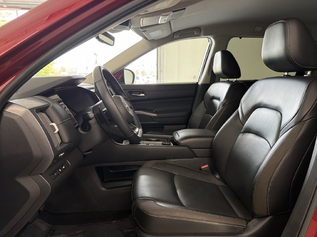 Certified 2024 Nissan Pathfinder SL AWD/4WD image 24