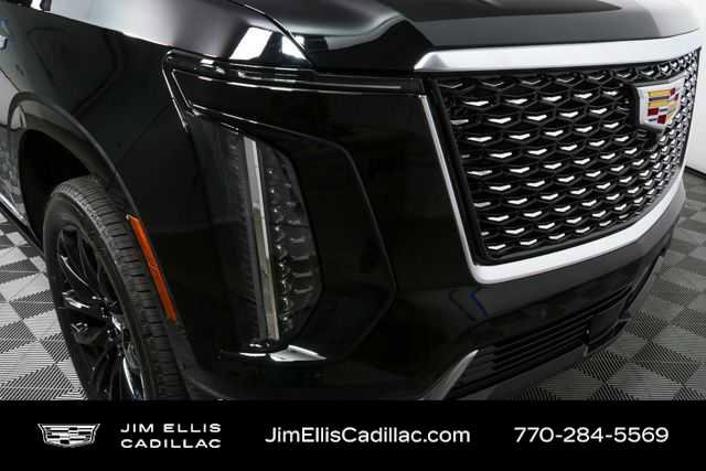 Certified 2026 Cadillac Escalade Luxury AWD/4WD image 39