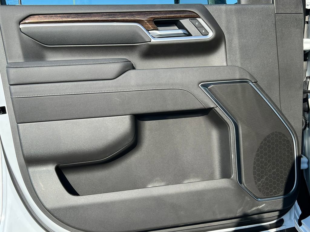 New 2026 GMC Sierra 2500 SLE w/ SLE Value Package; image 16