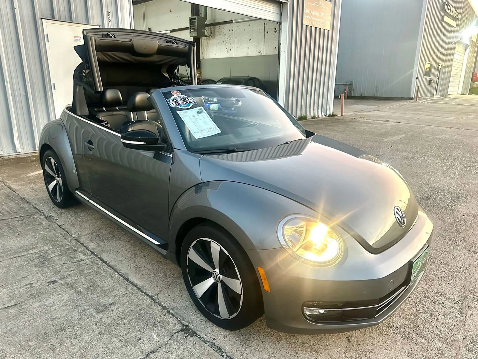 Used 2013 Volkswagen Beetle 2.0T image 13
