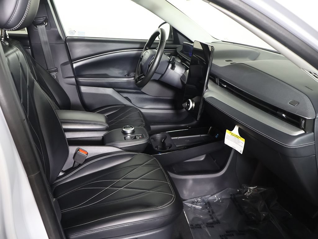 Used 2021 Ford Mustang Mach-E Select w/ Comfort/Appearance Package AWD/4WD image 27