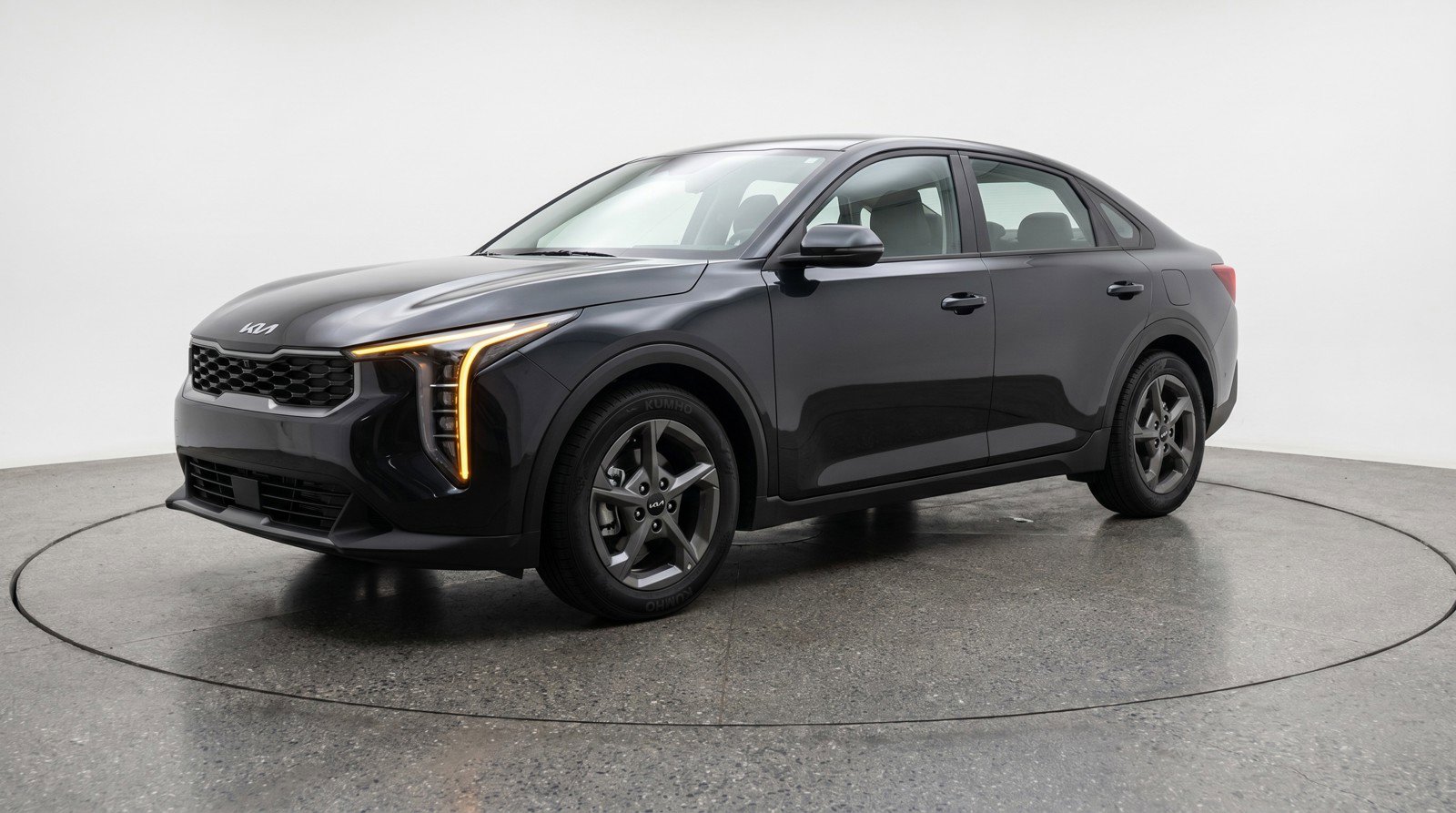 Used 2025 Kia K4 LXS FWD image 3
