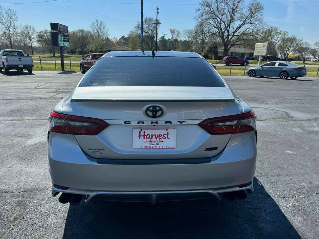 Used 2021 Toyota Camry XSE FWD image 5