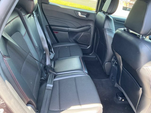 Used 2025 Ford Escape ST-Line AWD/4WD image 18