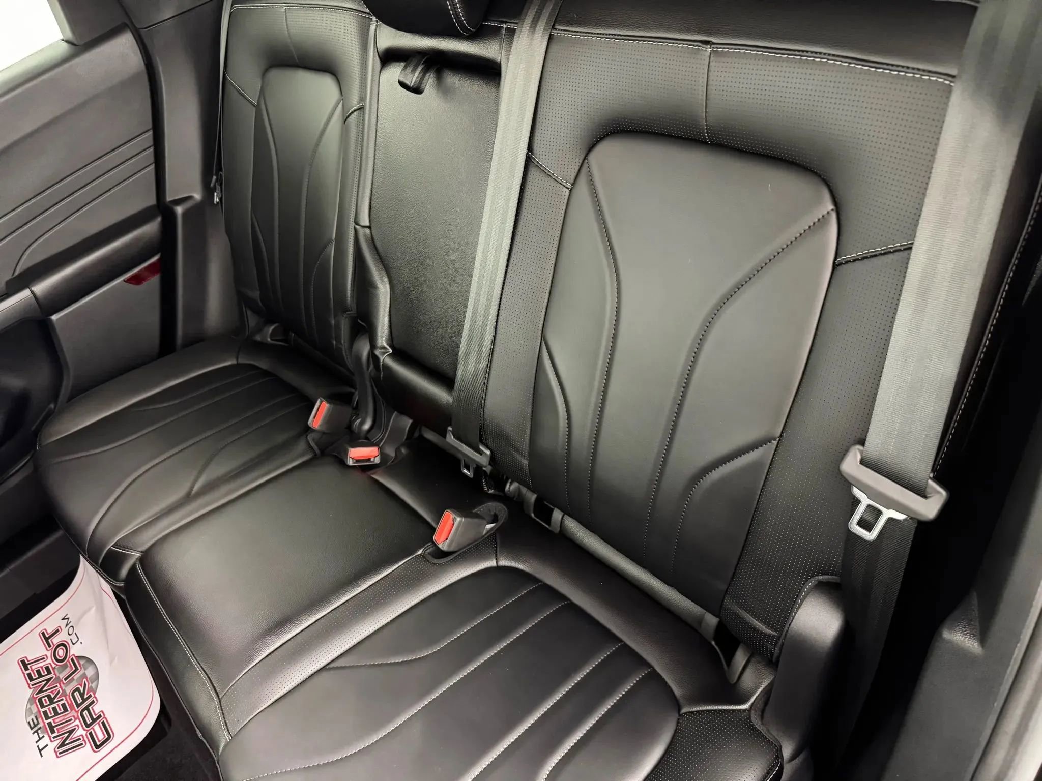 Used 2025 Ford Escape Platinum w/ Premium Technology Package AWD/4WD image 38
