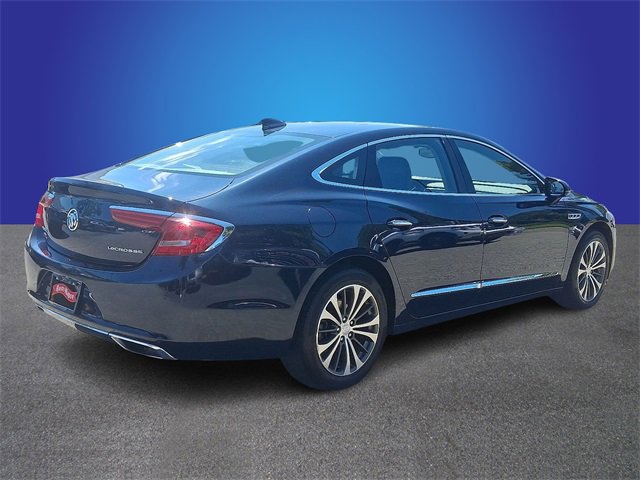 Used 2017 Buick LaCrosse Essence image 4