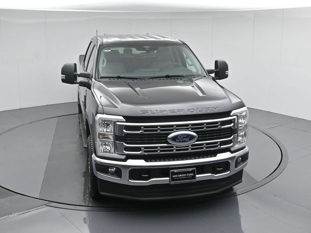 New 2026 Ford F250 XLT w/ FX4 Off-Road Package AWD/4WD image 37