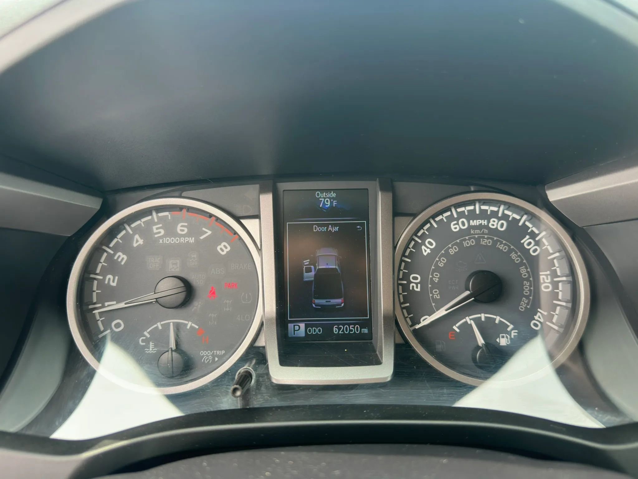 Used 2016 Toyota Tacoma SR5 w/ Exterior Package AWD/4WD image 26