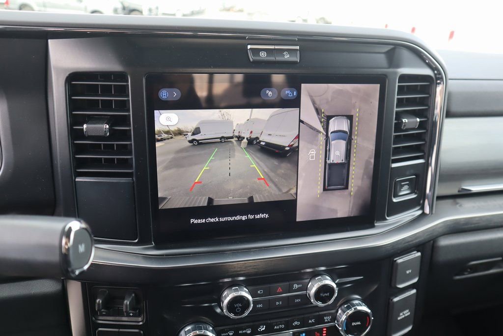 New 2026 Ford F250 Lariat w/ Black Appearance Package image 6