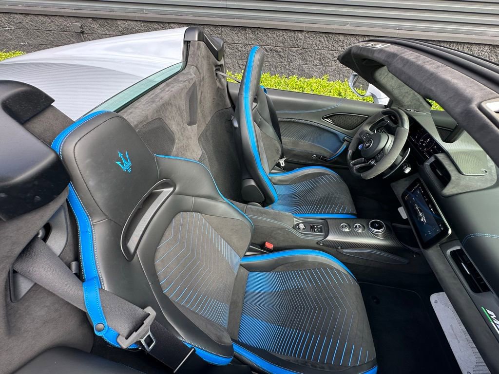 Used 2023 Maserati MC20 Spyder image 39