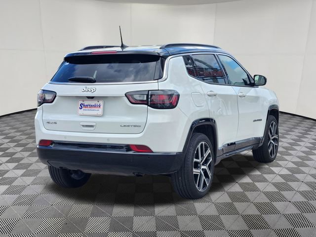 Used 2025 Jeep Compass Limited w/ Elite Group AWD/4WD image 3