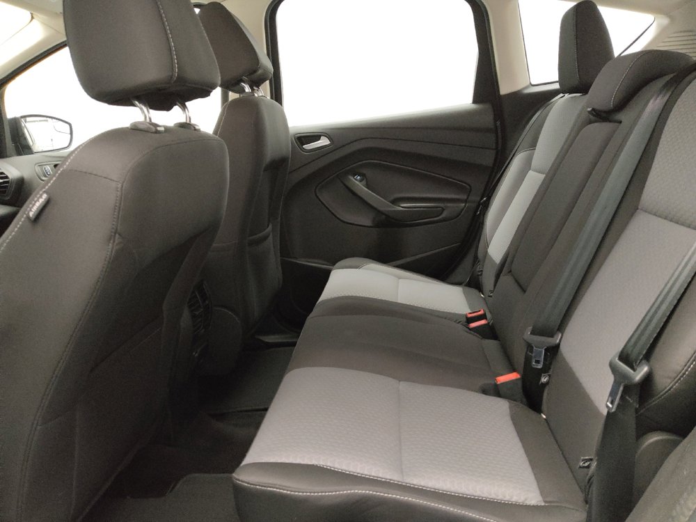 Used 2017 Ford C-MAX SE image 18