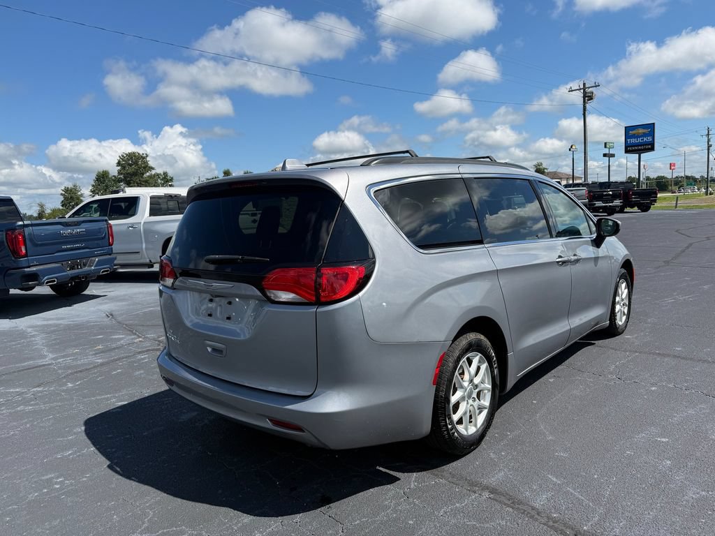 Used 2020 Chrysler Voyager Lxi FWD image 44