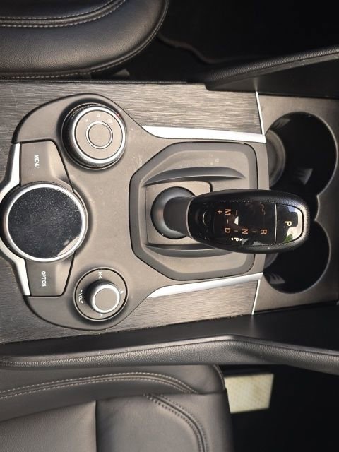 Used 2019 Alfa Romeo Giulia AWD w/ Nero Edizione image 12