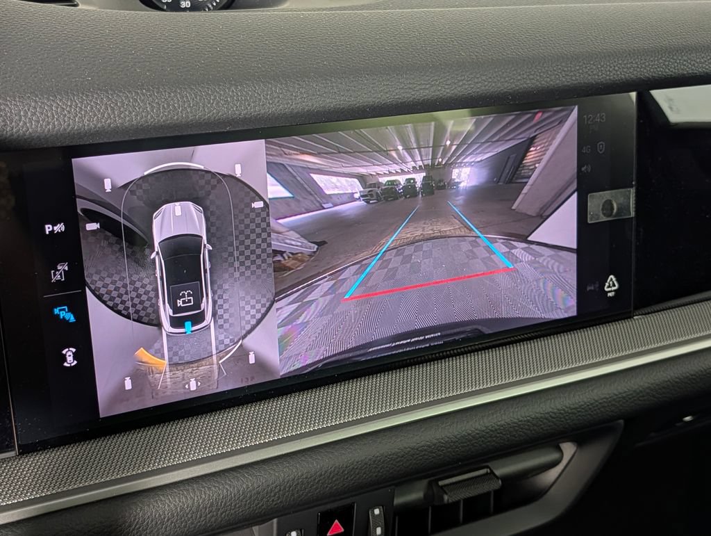 New 2026 Porsche Cayenne Coupe AWD/4WD image 32