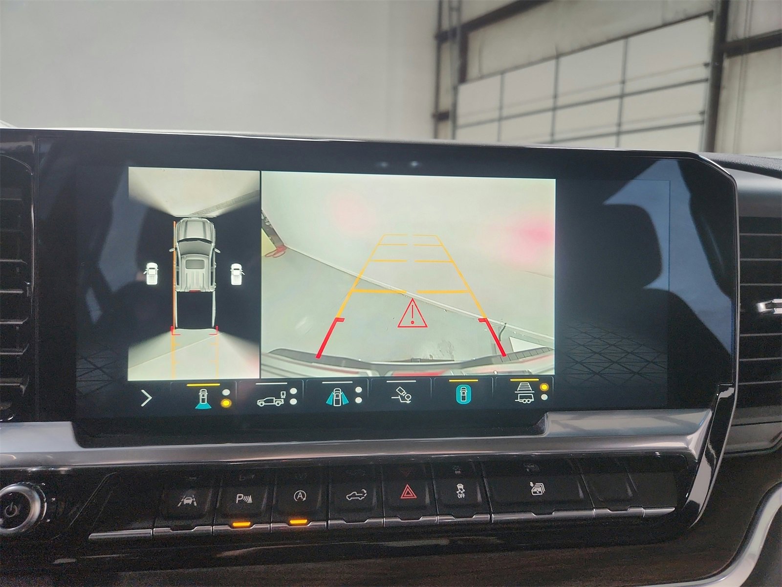 Used 2021 Chevrolet Silverado 1500 LT image 60