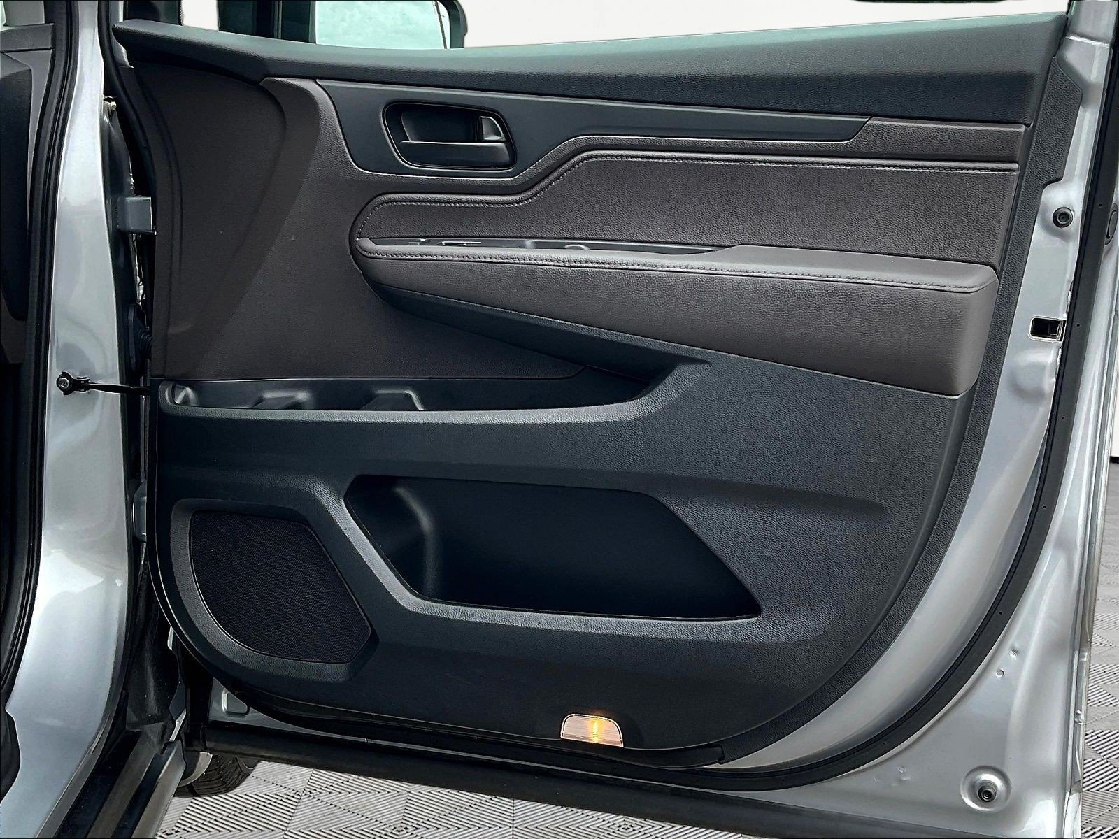 Used 2018 Honda Odyssey EX-L image 28