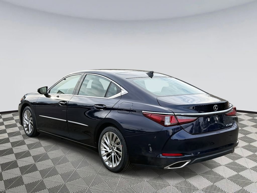 Used 2019 Lexus ES 350 Ultra Luxury w/ Accessory Package 2 image 4