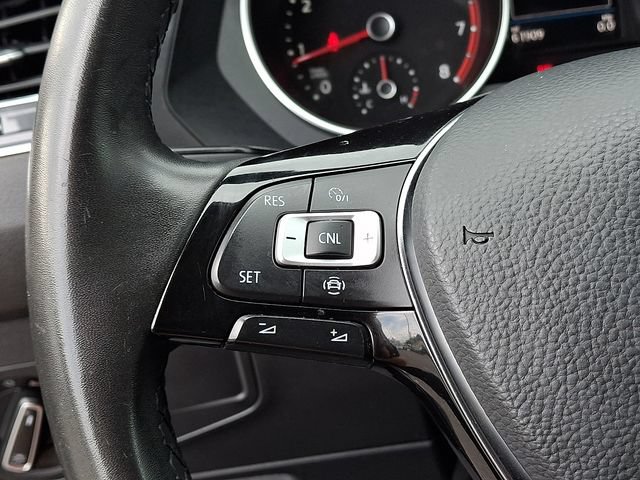 Used 2020 Volkswagen Tiguan SE AWD/4WD image 21