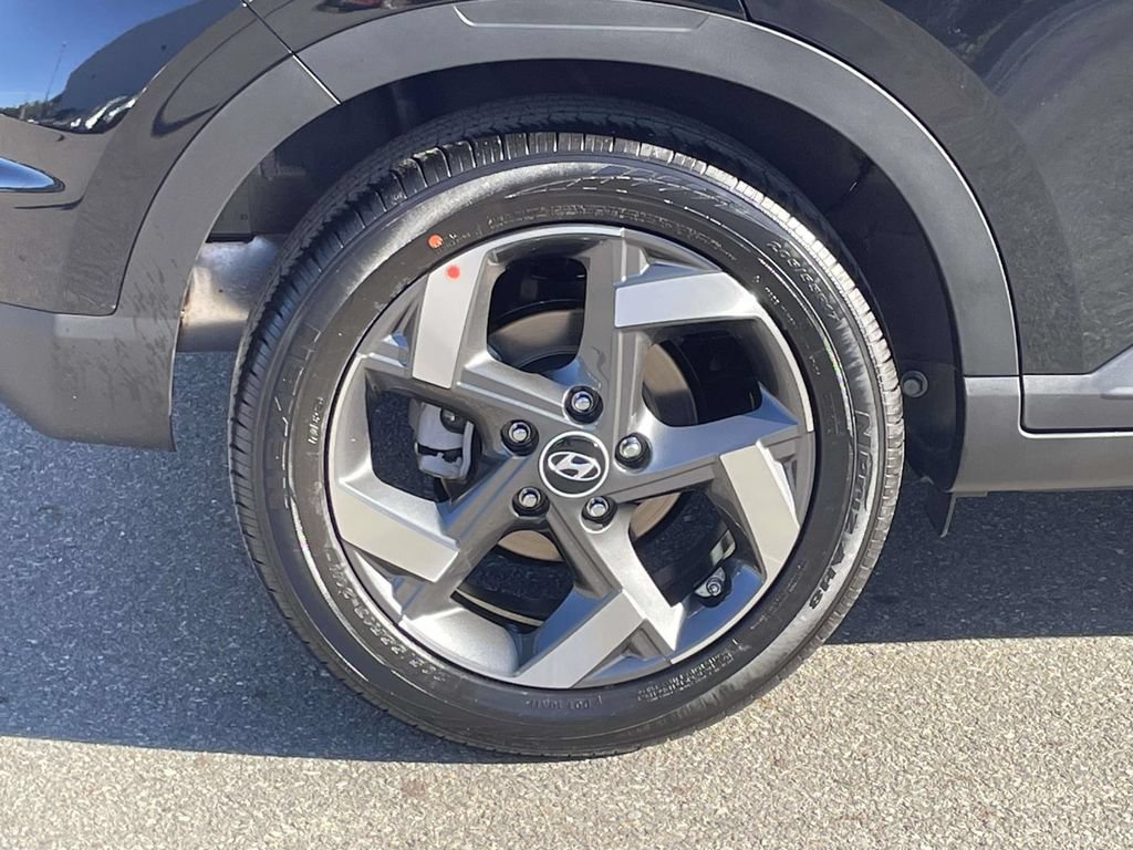 New 2026 Hyundai Venue SEL FWD image 7
