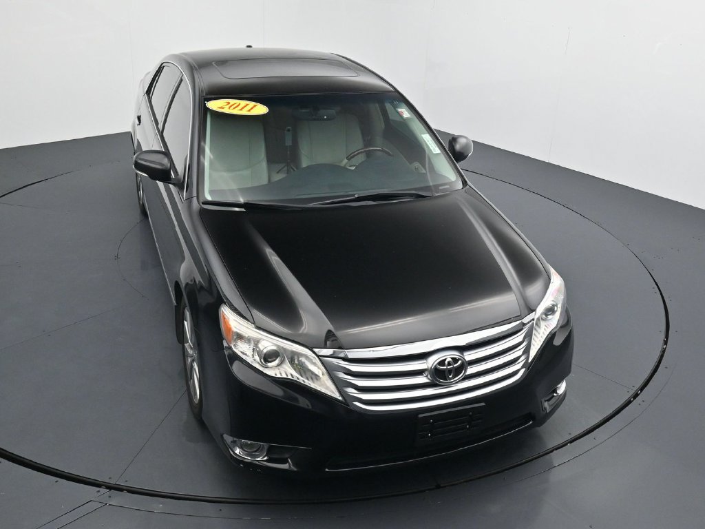 Used 2011 Toyota Avalon Limited FWD image 20