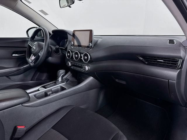 Used 2024 Nissan Sentra SV FWD image 27