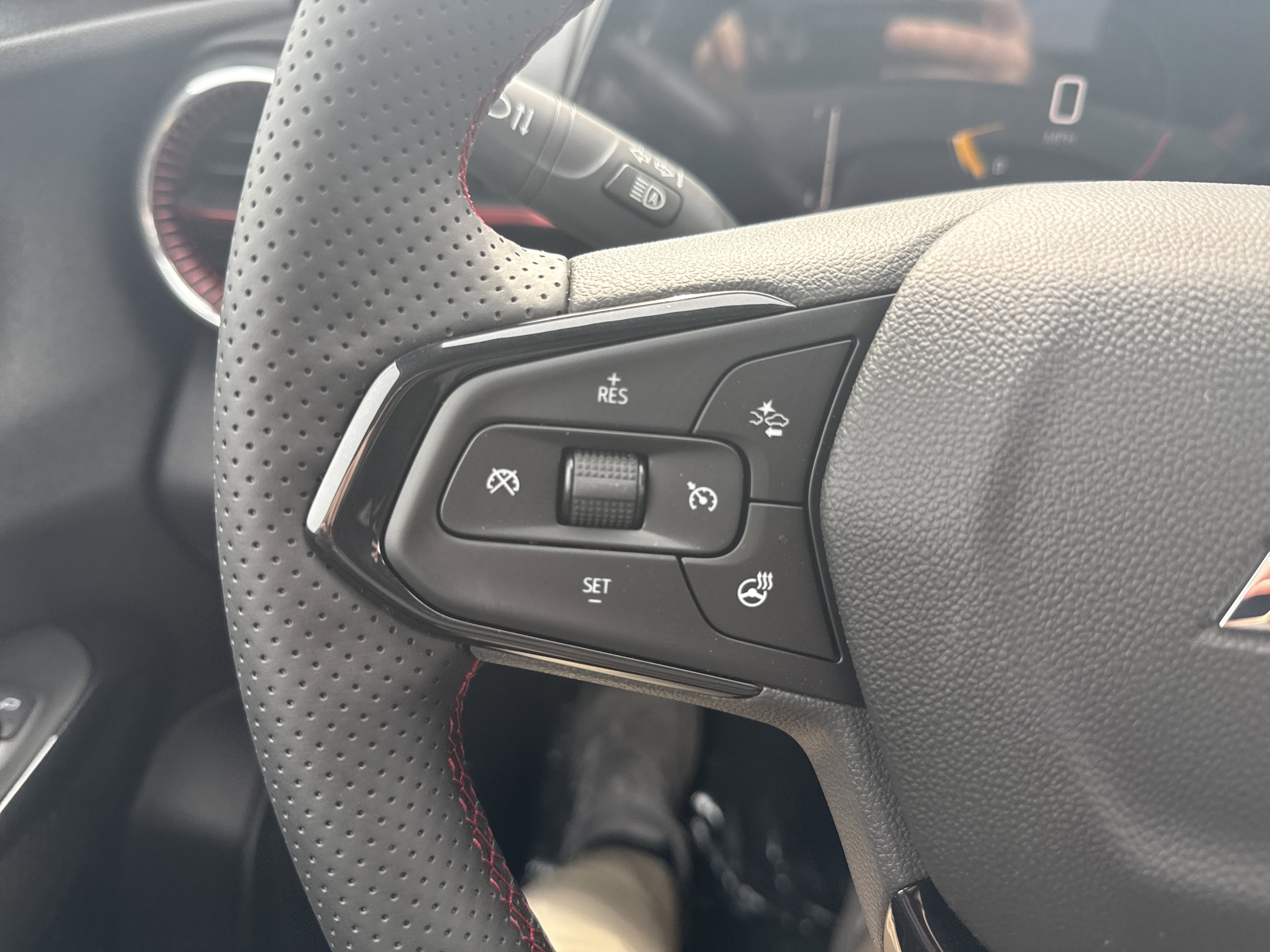 New 2026 Chevrolet Trax RS w/ Driver Confidence Package image 19