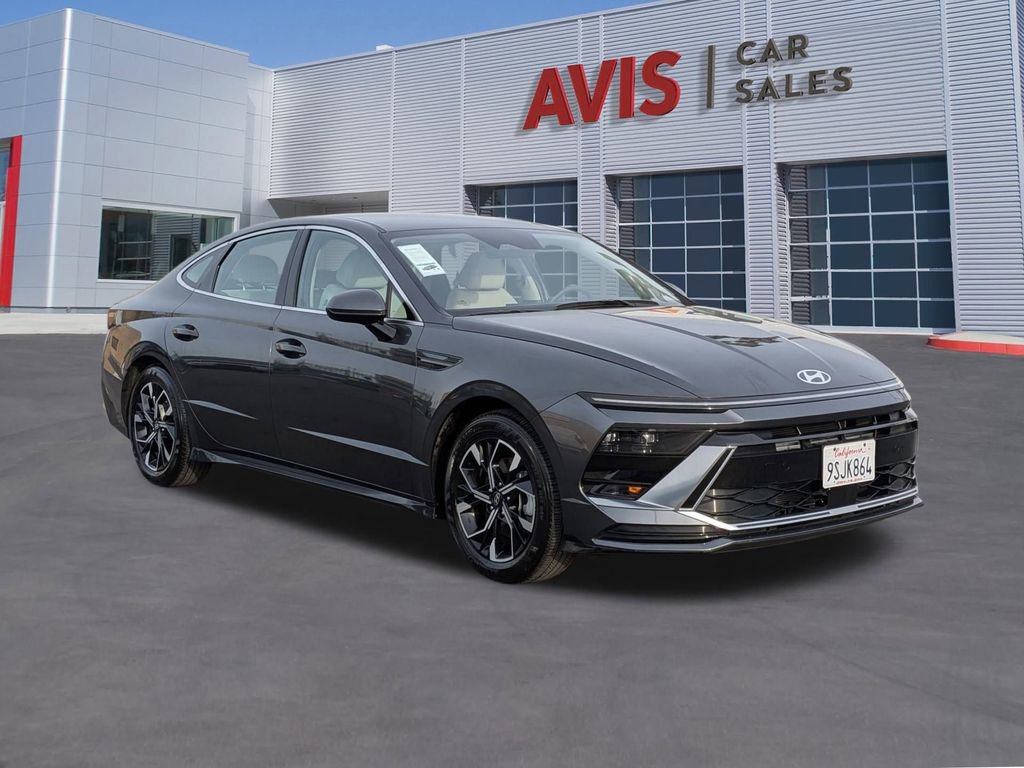 Used 2025 Hyundai Sonata SEL image 3