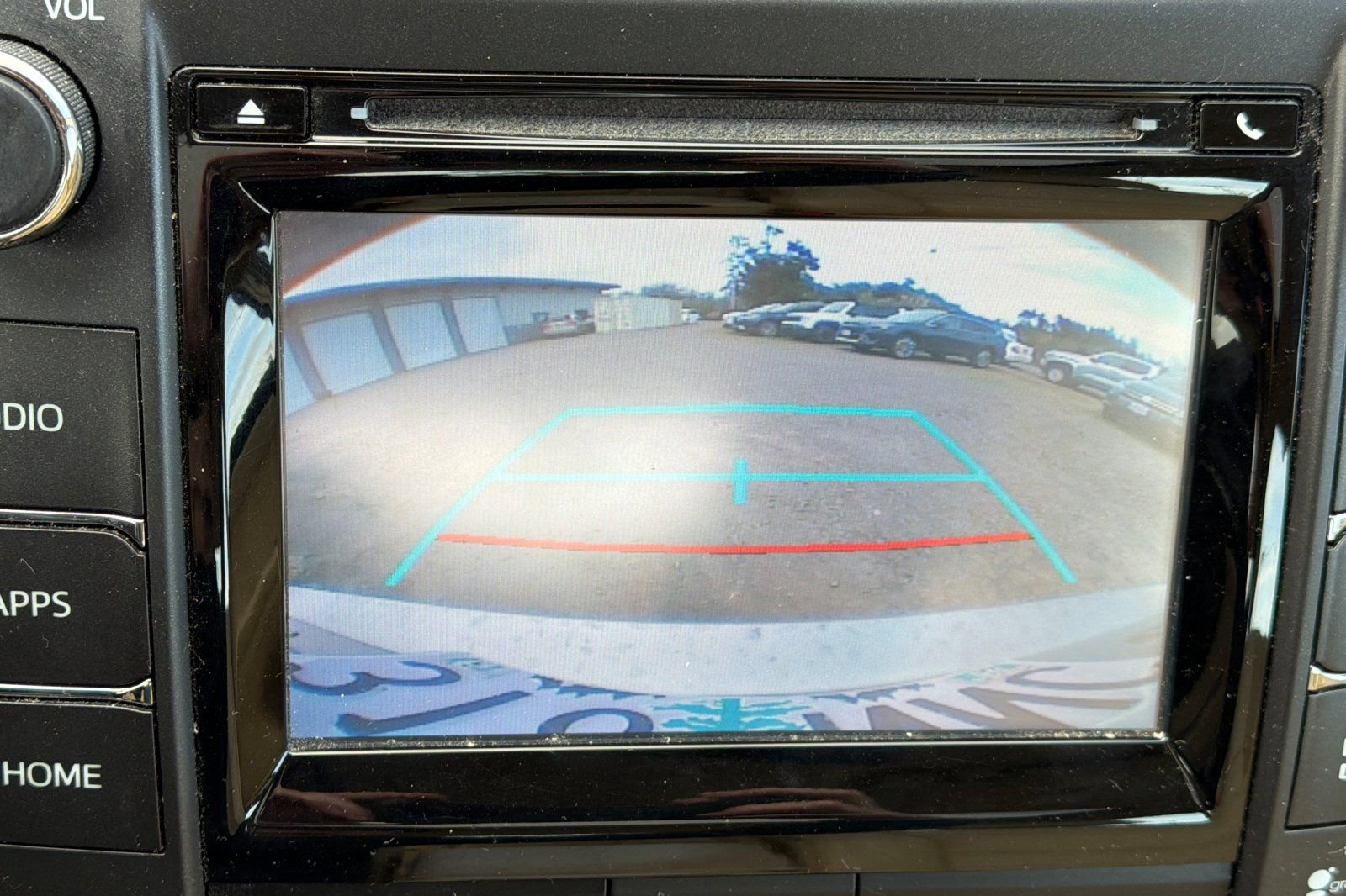 Used 2015 Toyota Camry XLE w/ Moonroof Package image 10