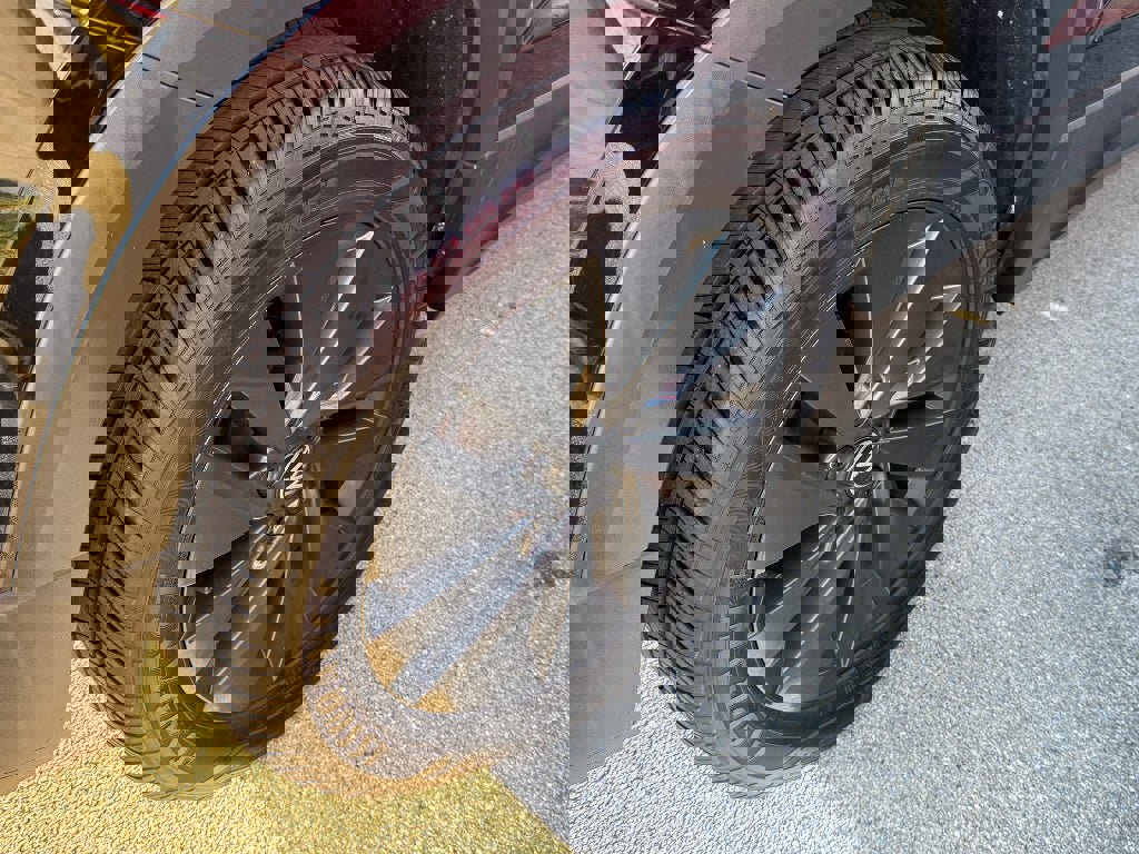 Used 2024 Volkswagen Taos S image 5