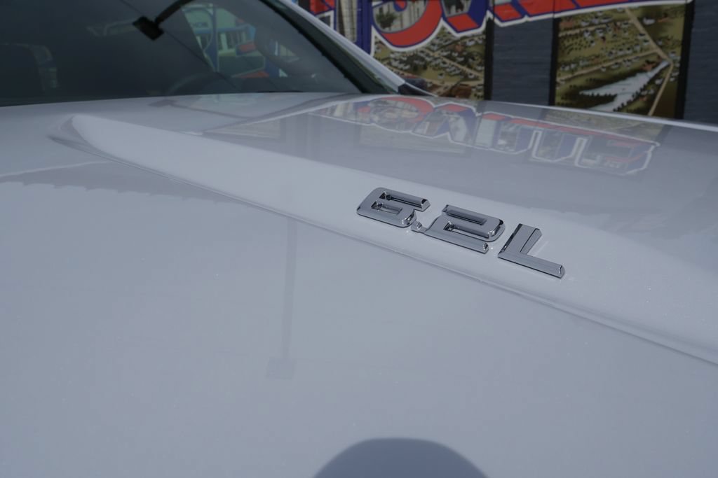 New 2026 Chevrolet Silverado 1500 High Country AWD/4WD image 4