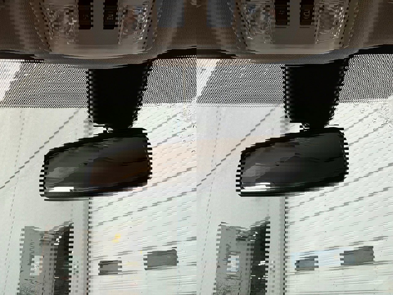 Used 2014 Lincoln MKX FWD w/ Equipment Group 102A image 18