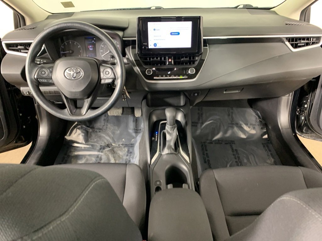 Used 2024 Toyota Corolla LE image 32